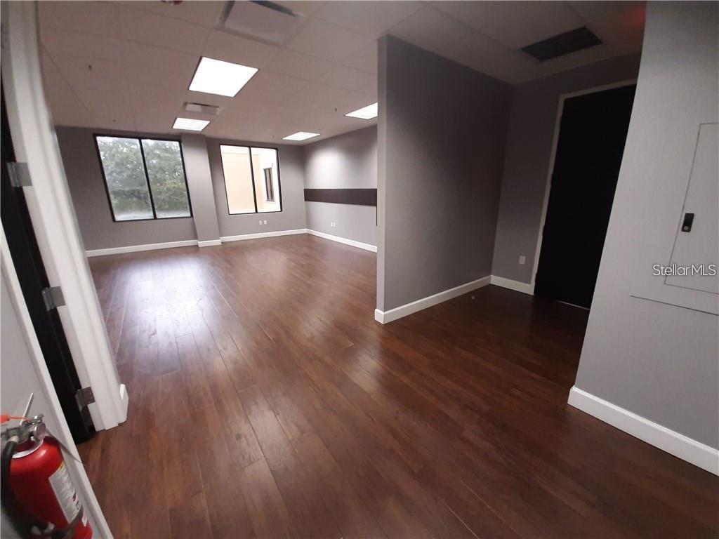 WINDERMERE BUS CENTER - Commercial Lease