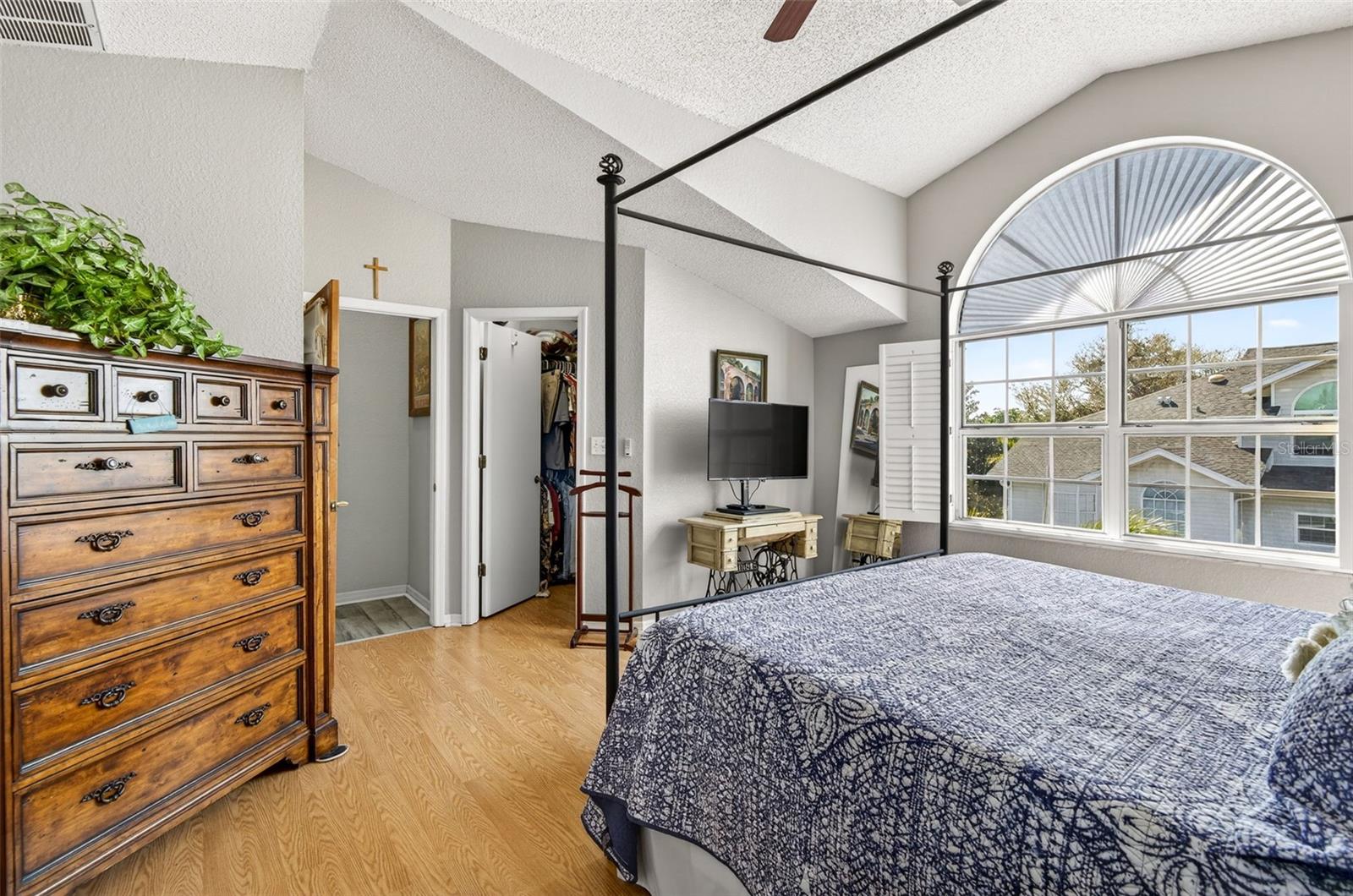 CARIBBEAN COVE - Residential