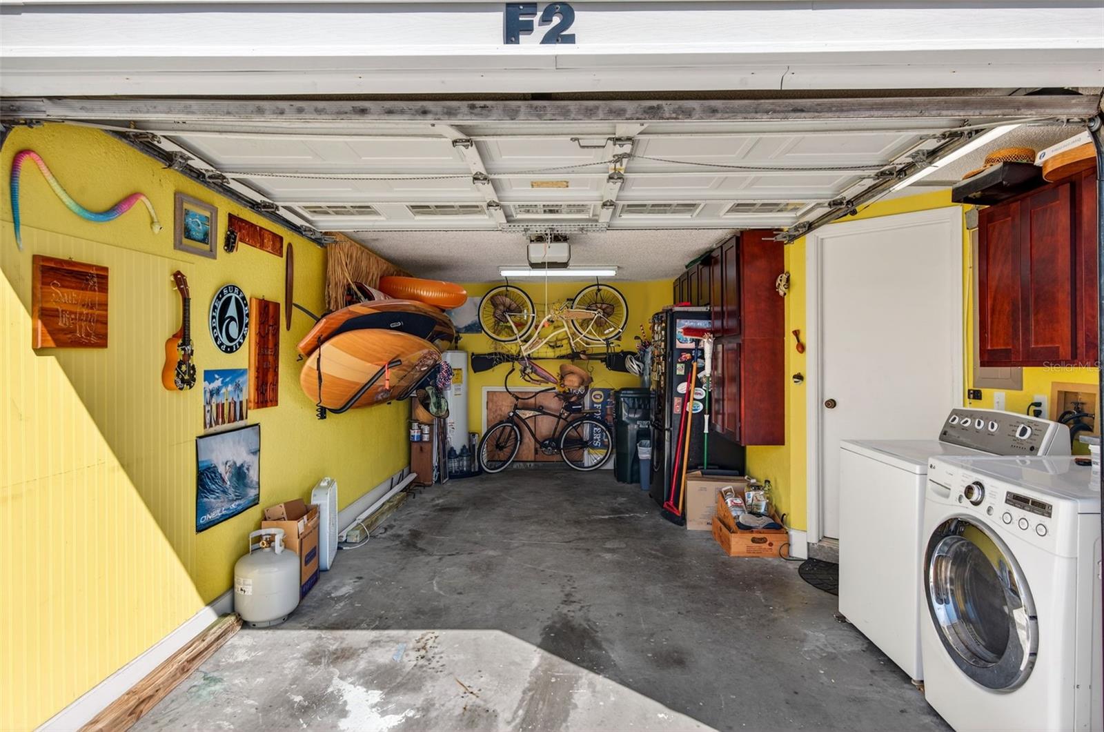 CARIBBEAN COVE - Residential