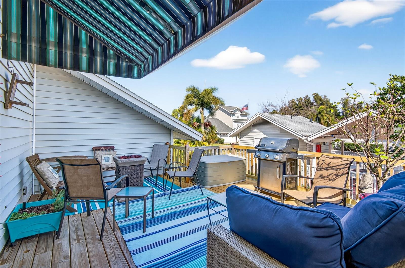 CARIBBEAN COVE - Residential