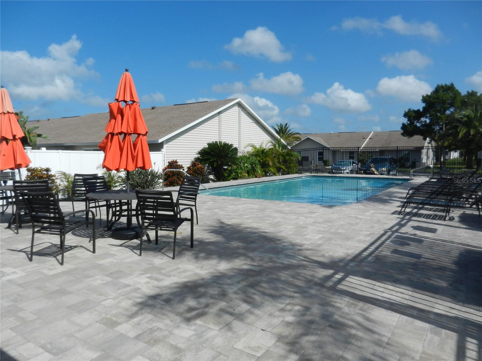 HIDDEN LAKE VILLAS - Residential Lease