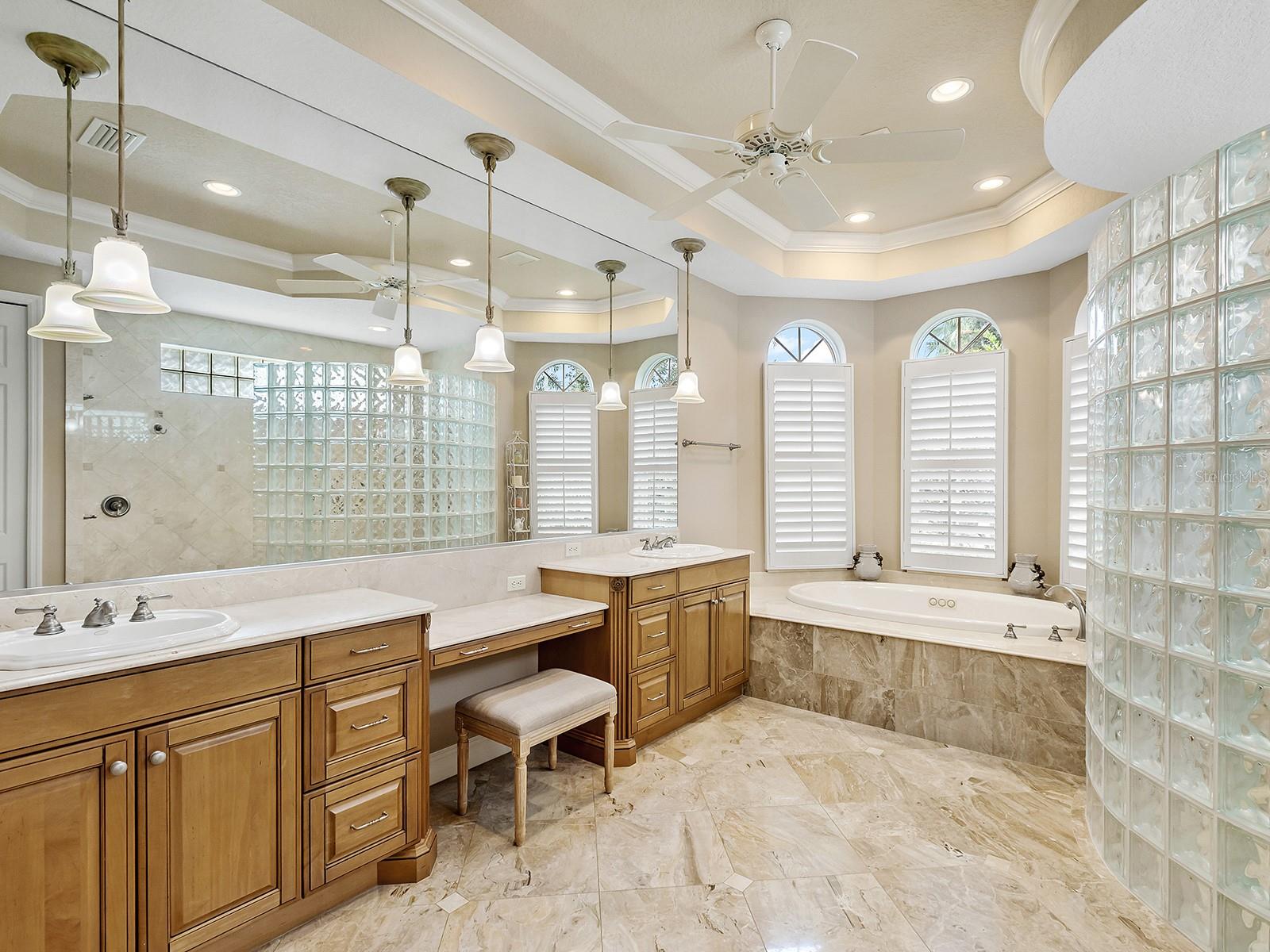 LAKEWOOD RANCH COUNTRY CLUB VILLAGE FF - Residential