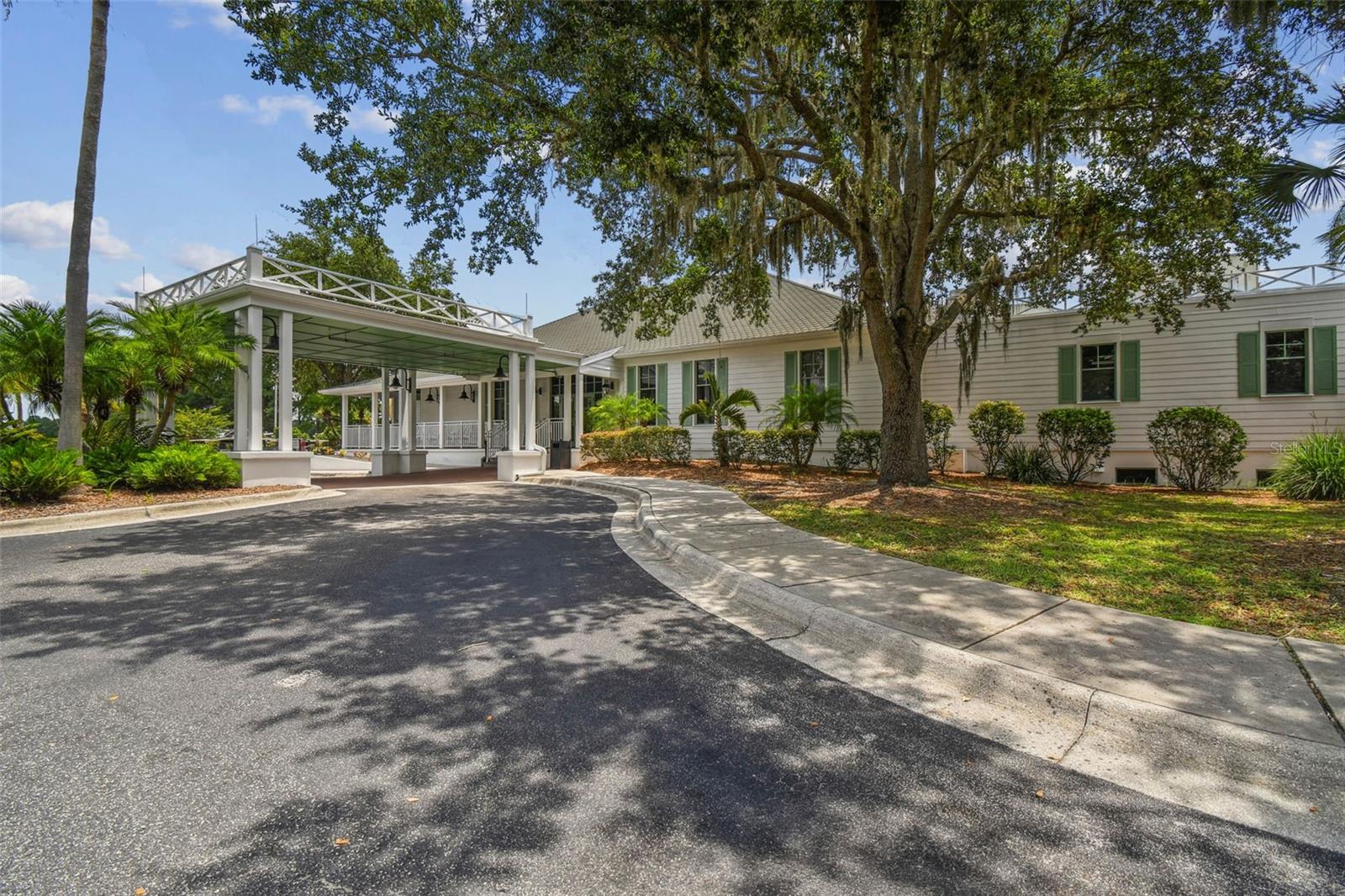 PLANTATION PALMS - Residential