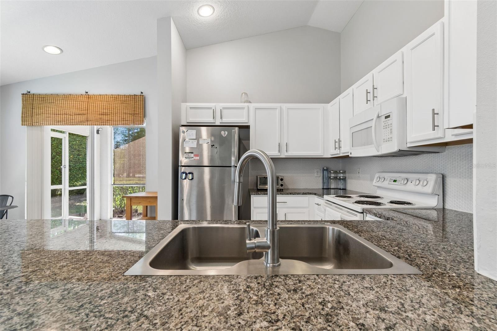 PLANTATION PALMS - Residential