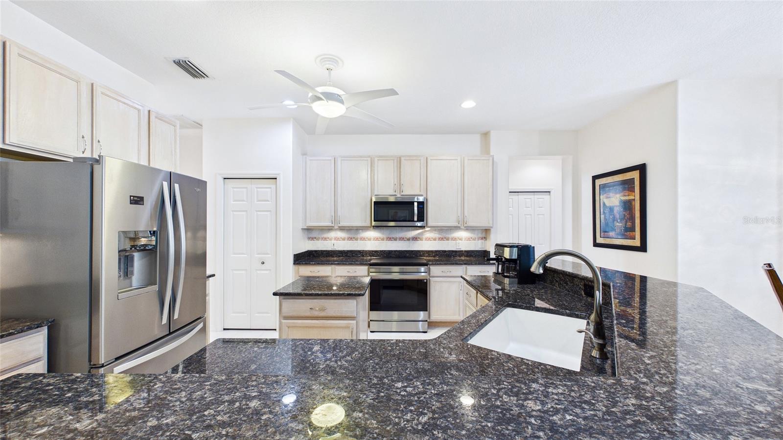 HIGHLAND WOODS SUB - Residential