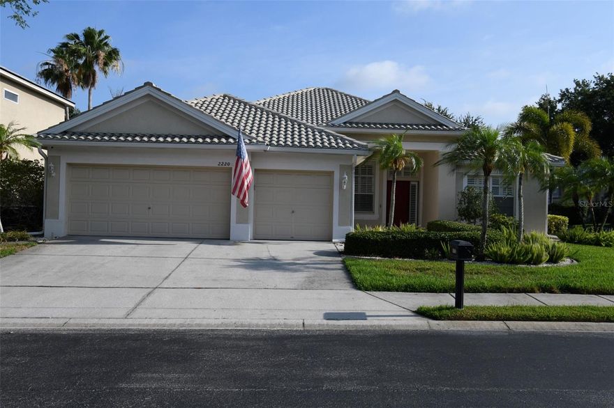 Rare find in gated Highland Woods! This move-in ready 4BR/3BA home sits on a bright 0.38-acre corner lot and offers an open floor plan, major upgrades, and exceptional indoor/outdoor living. Inside, you’ll find new laminate flooring, new plantation shutters, upgraded living room sliders with custom window treatments, and a new oven/range with air fryer combination. The spacious primary suite features two walk-in closets, offering excellent comfort and storage.
Enjoy Florida living from the large screened-in back patio, recently rescreened, complete with a relaxing spa and plenty of space to unwind or entertain. Additional highlights include a new A/C system (04/30/2026) and a massive three-car garage with overhead storage, ladder access, and approximately six feet of clearance.
Located in a desirable gated community with a low HOA, this home offers a rare combination of lot size, upgrades, garage space, and location. Minutes from downtown Dunedin, Honeymoon Island, Innisbrook Golf Resort, and dozens of nearby golf courses, pools, tennis courts, parks, and ball fields. A true must-see property in one of Dunedin’s most convenient locations.