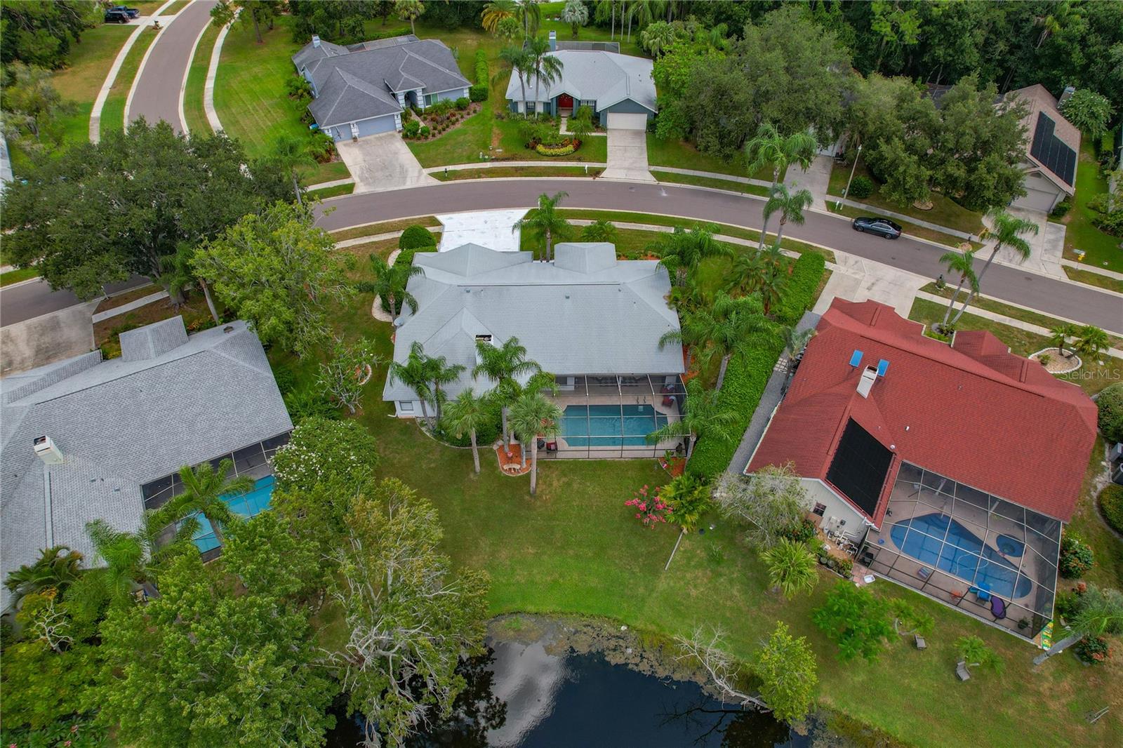 SHADOWLAKE VILLAGE AT WOODFIELD - Residential