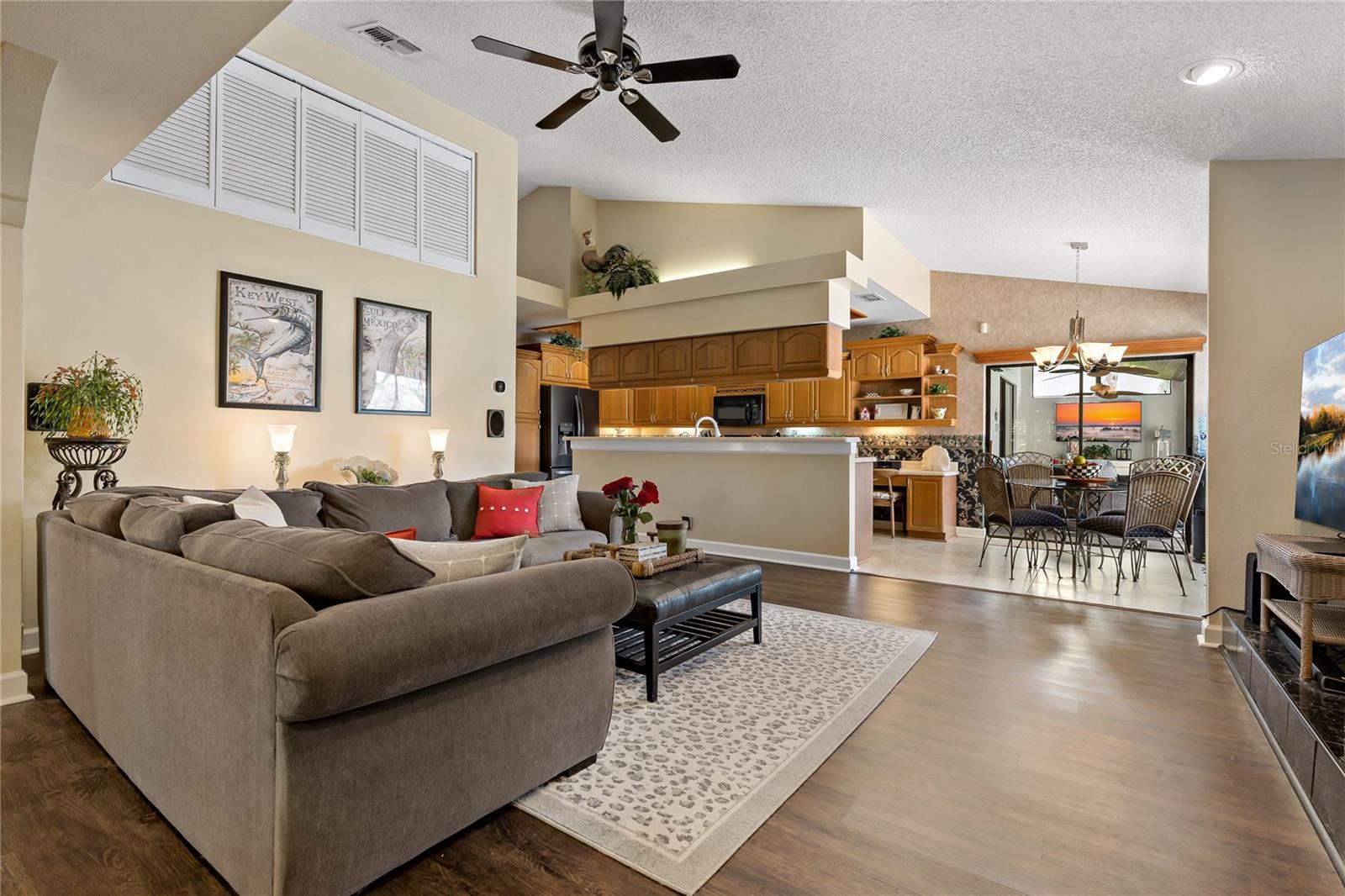 SHADOWLAKE VILLAGE AT WOODFIELD - Residential
