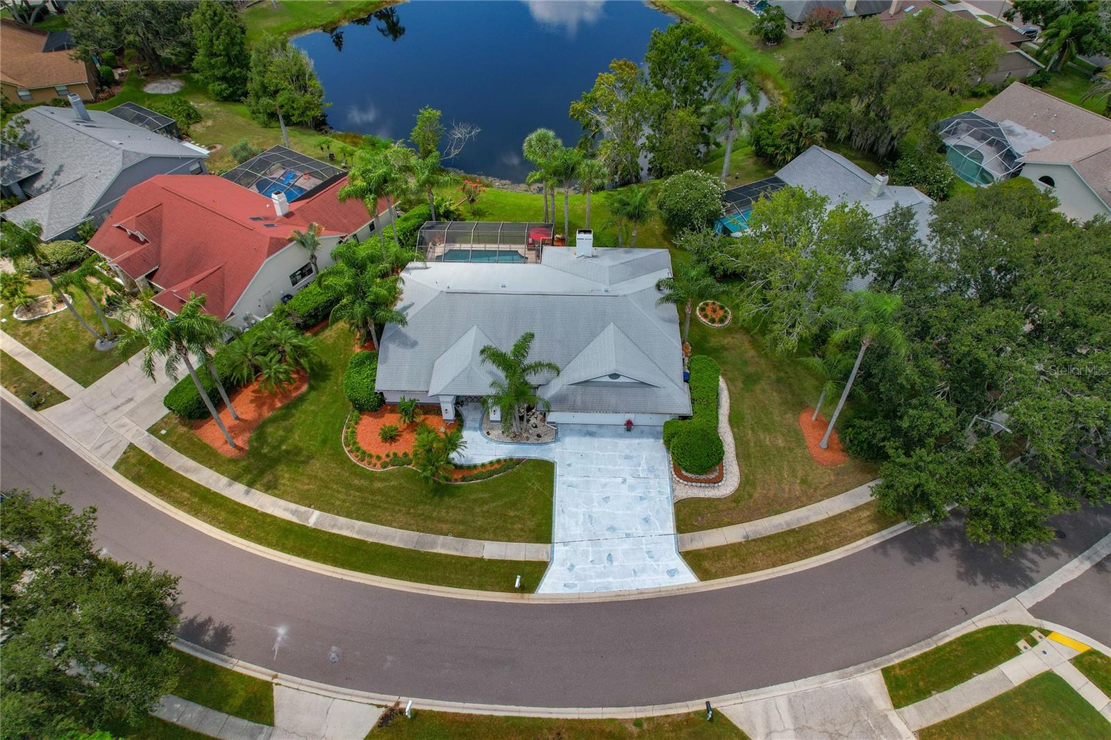 SHADOWLAKE VILLAGE AT WOODFIELD - Residential