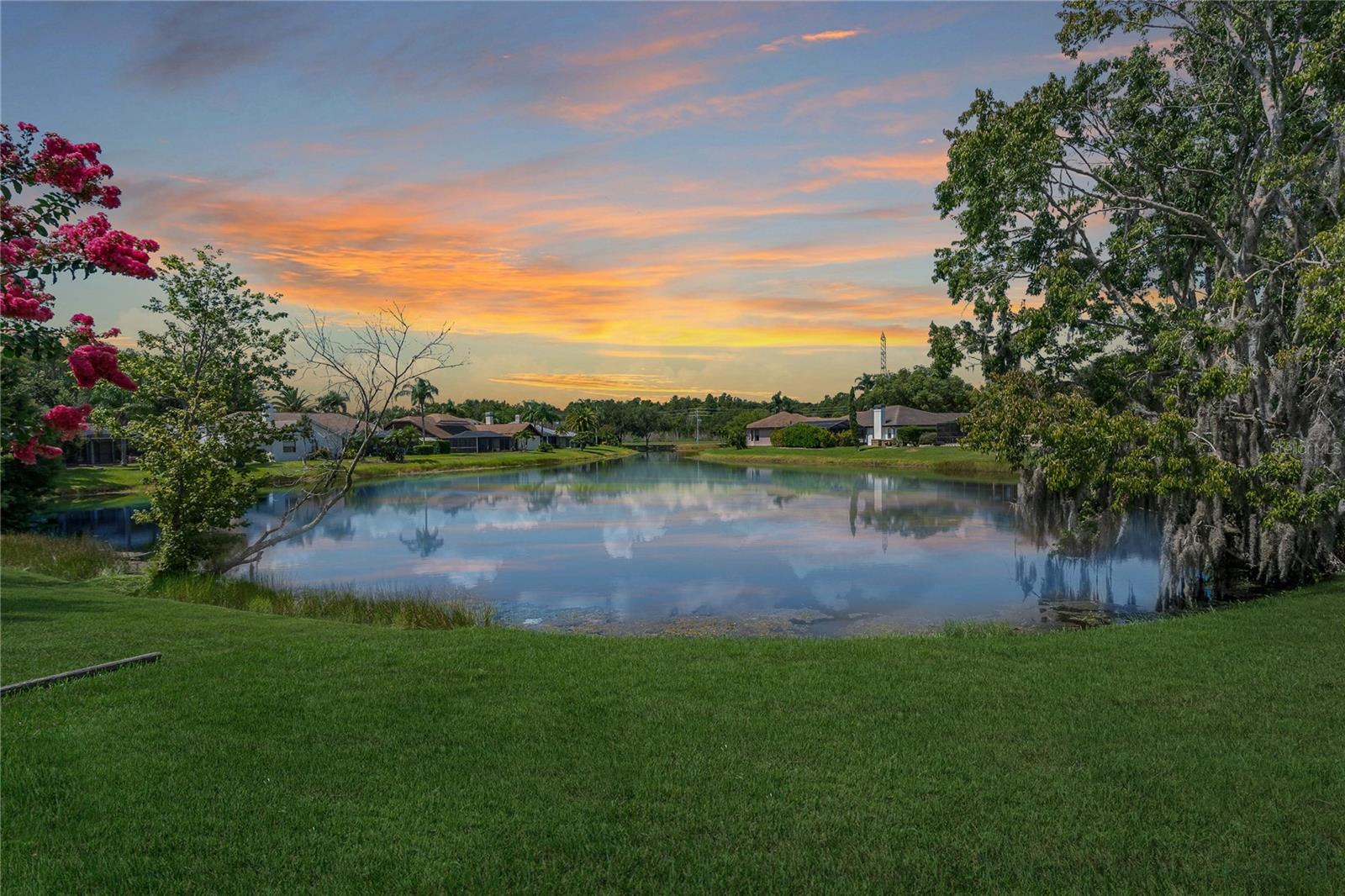 778 CENTERWOOD DRIVE