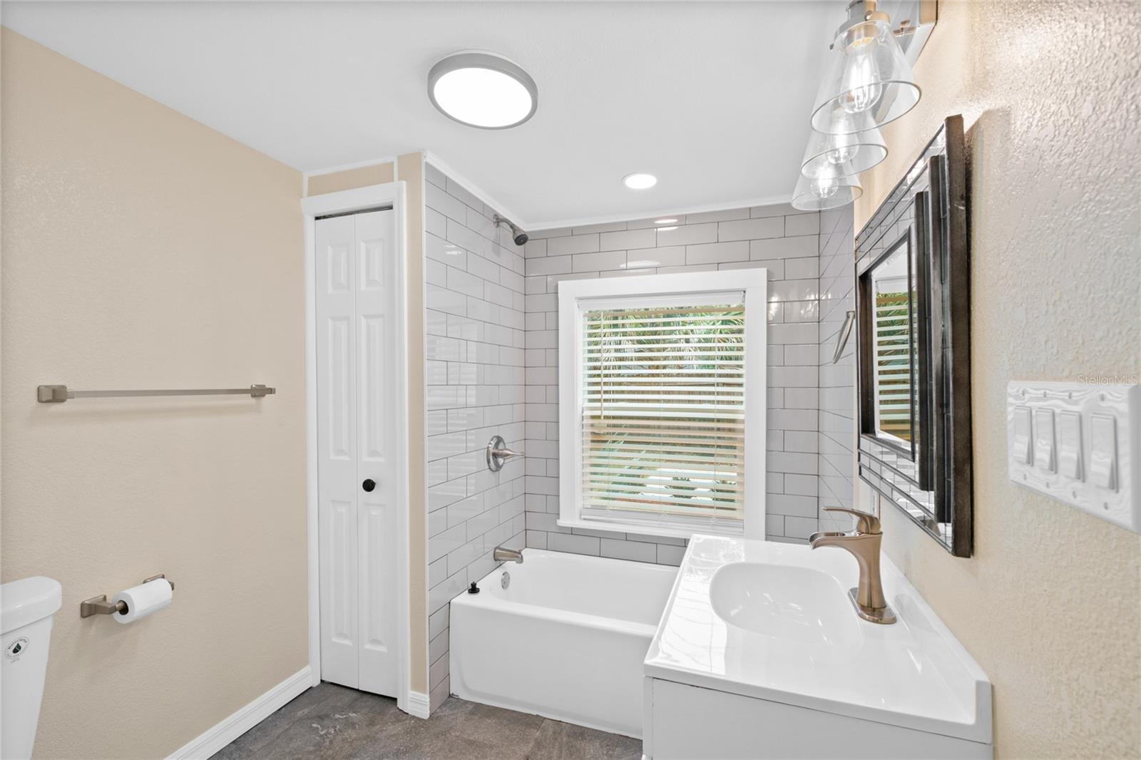 MOUNT DORA OAKWOOD - Residential