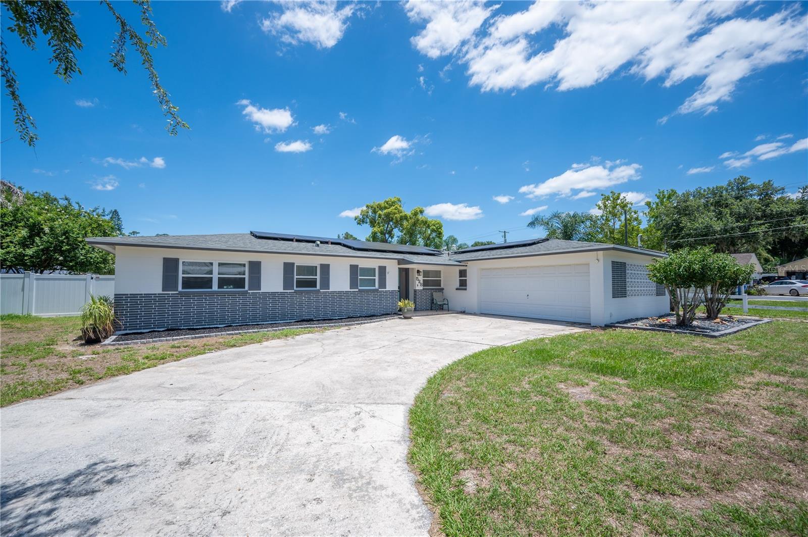 528 S LARRY CIRCLE
