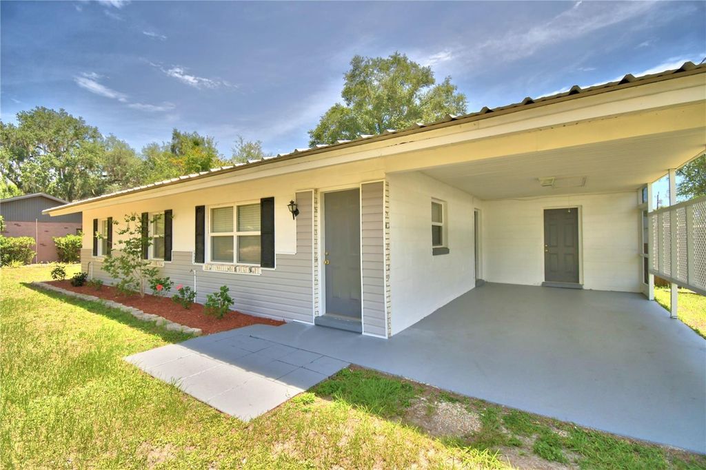 Photo of 606 N Nashua Avenue, Fort Meade, FL 33841 (MLS # P4938899)