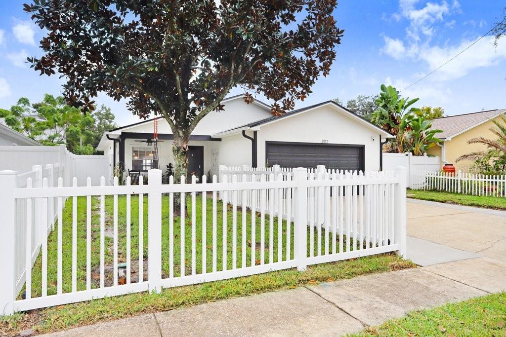 MAC FARLANE PARK - Residential Lease