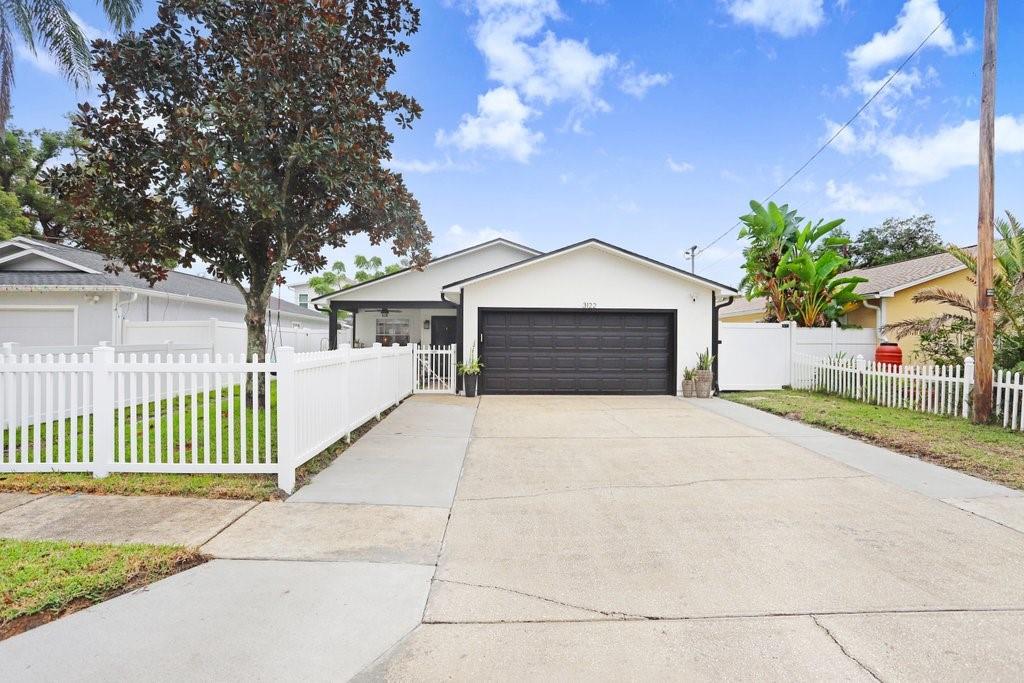 MAC FARLANE PARK - Residential Lease