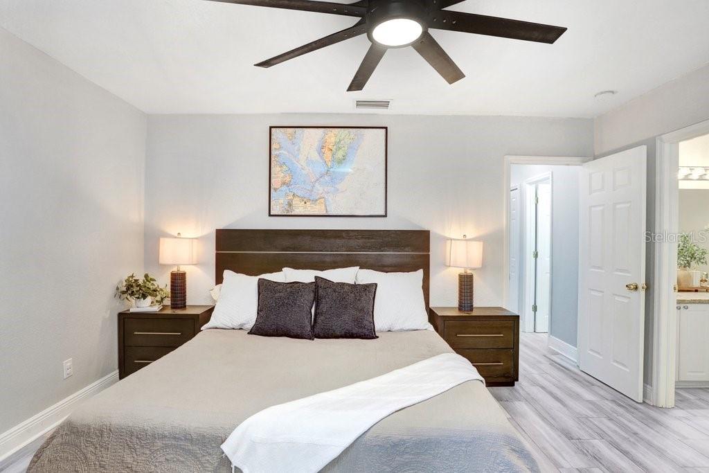 MAC FARLANE PARK - Residential Lease