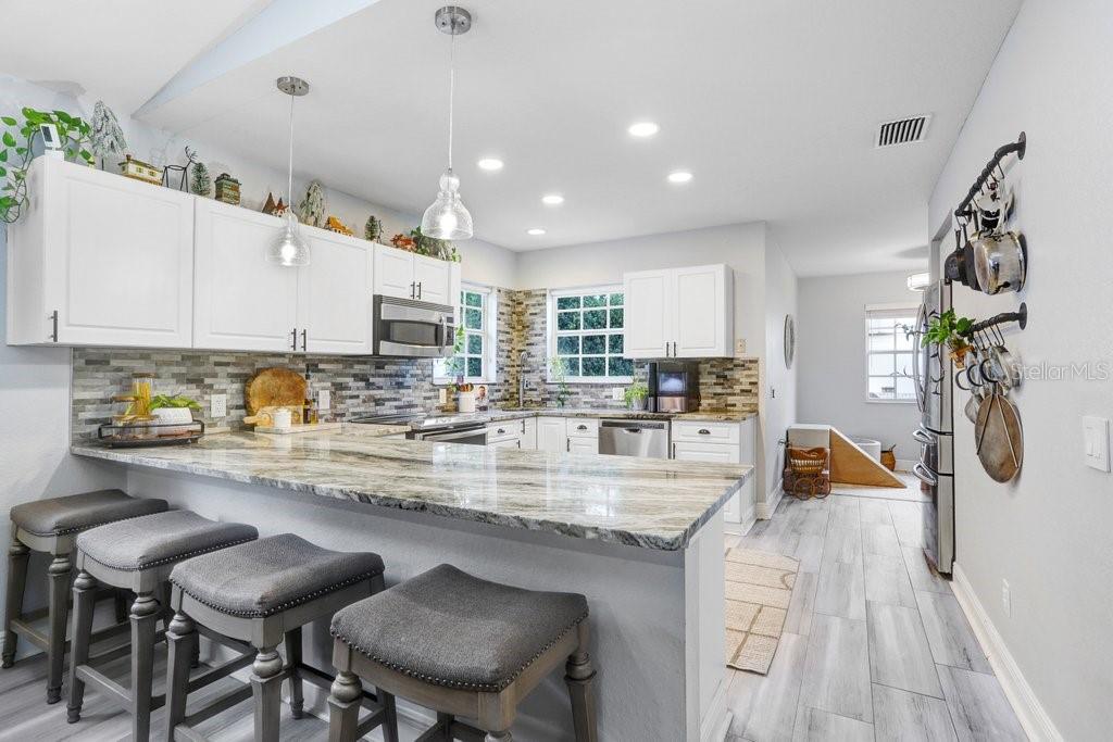 MAC FARLANE PARK - Residential Lease