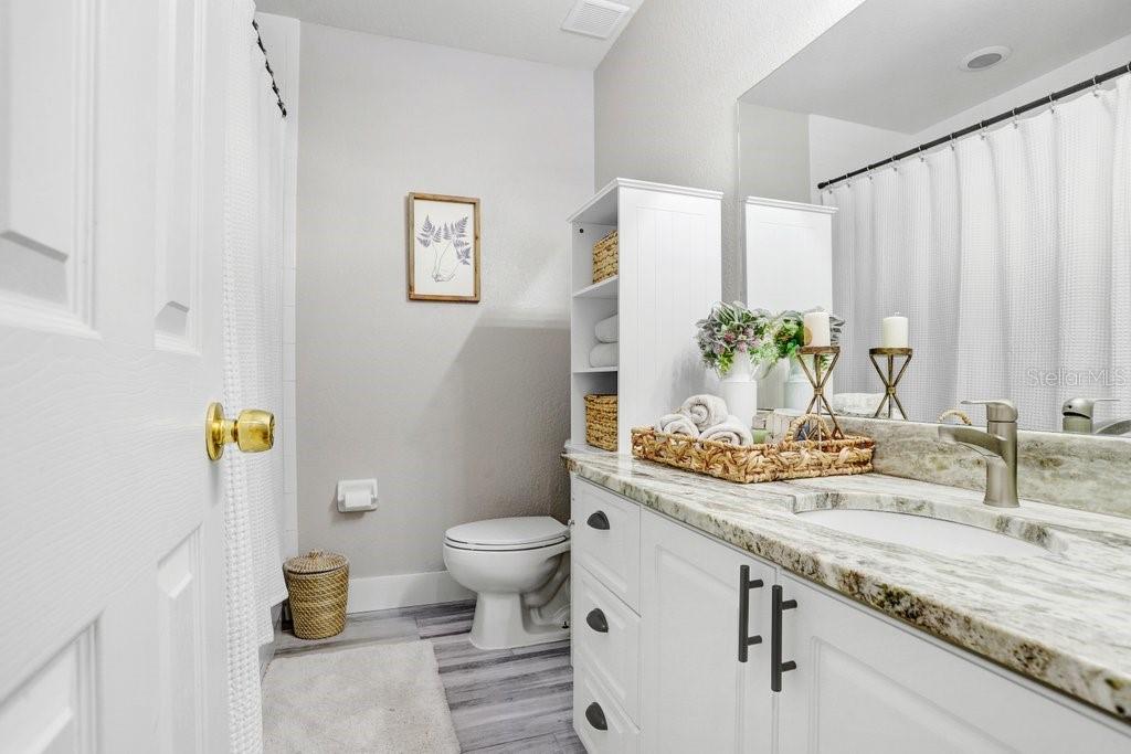 MAC FARLANE PARK - Residential Lease