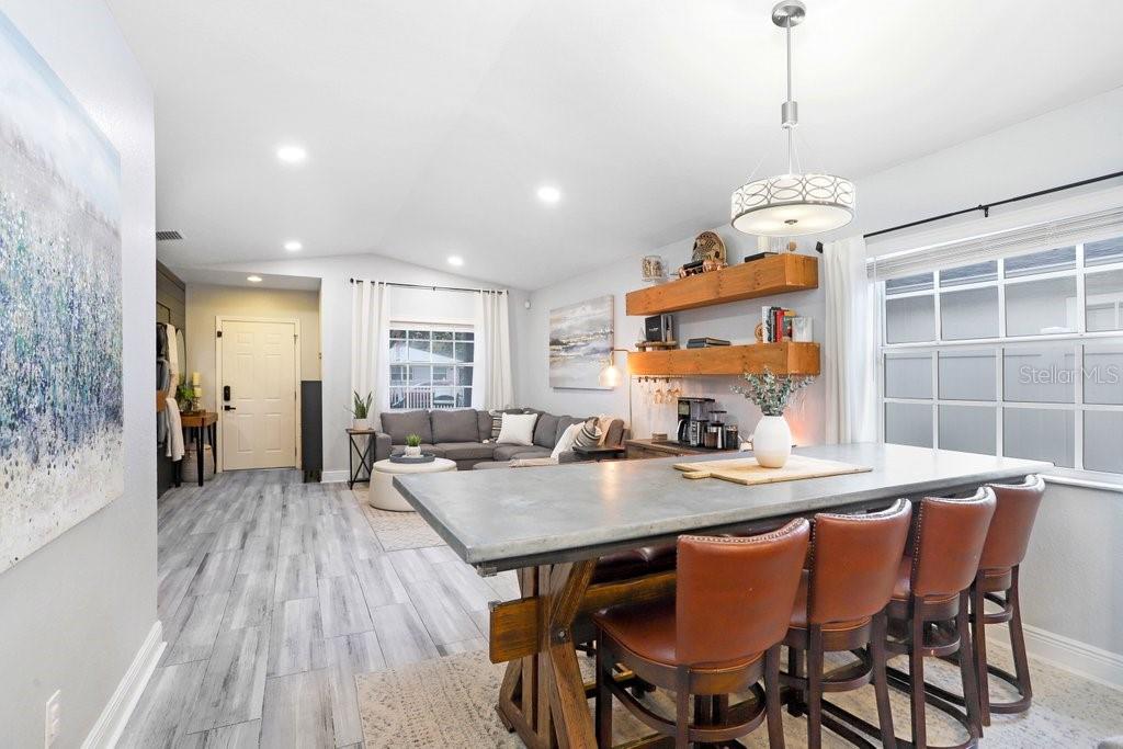 MAC FARLANE PARK - Residential Lease