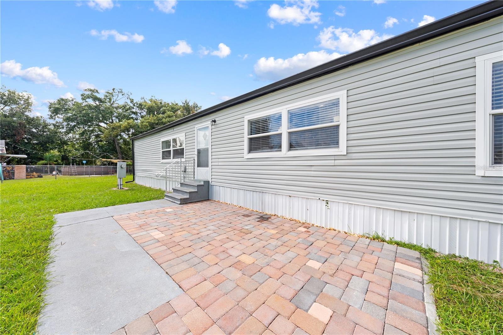 2577 LAKOTA LANE