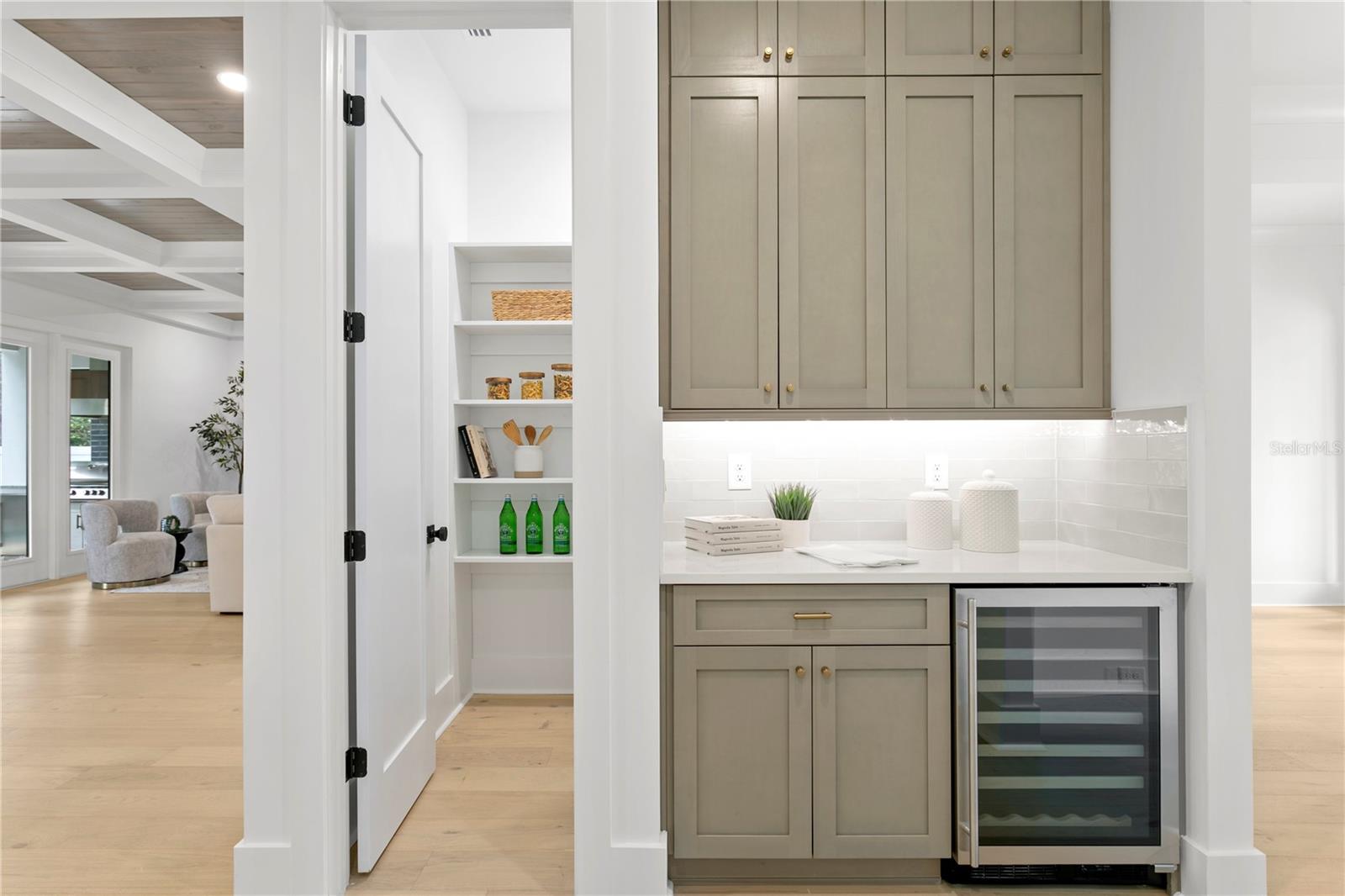 BEL MAR REV UNIT 11 - Residential