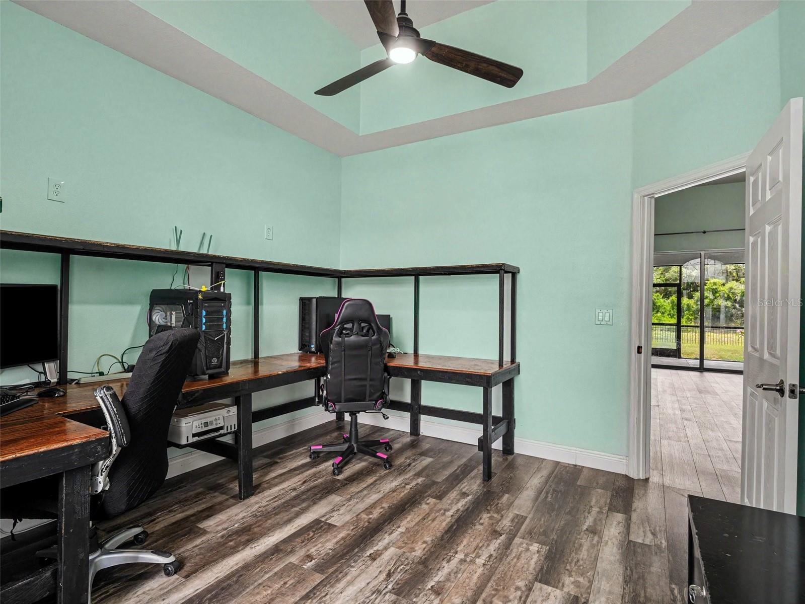 VILLAGES/PINE TREE SPRUCE PINE - Residential