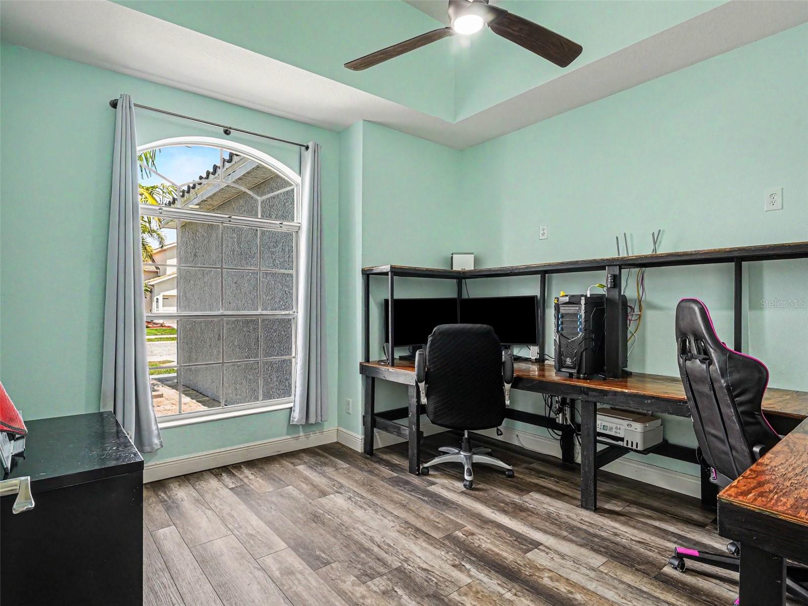 VILLAGES/PINE TREE SPRUCE PINE - Residential