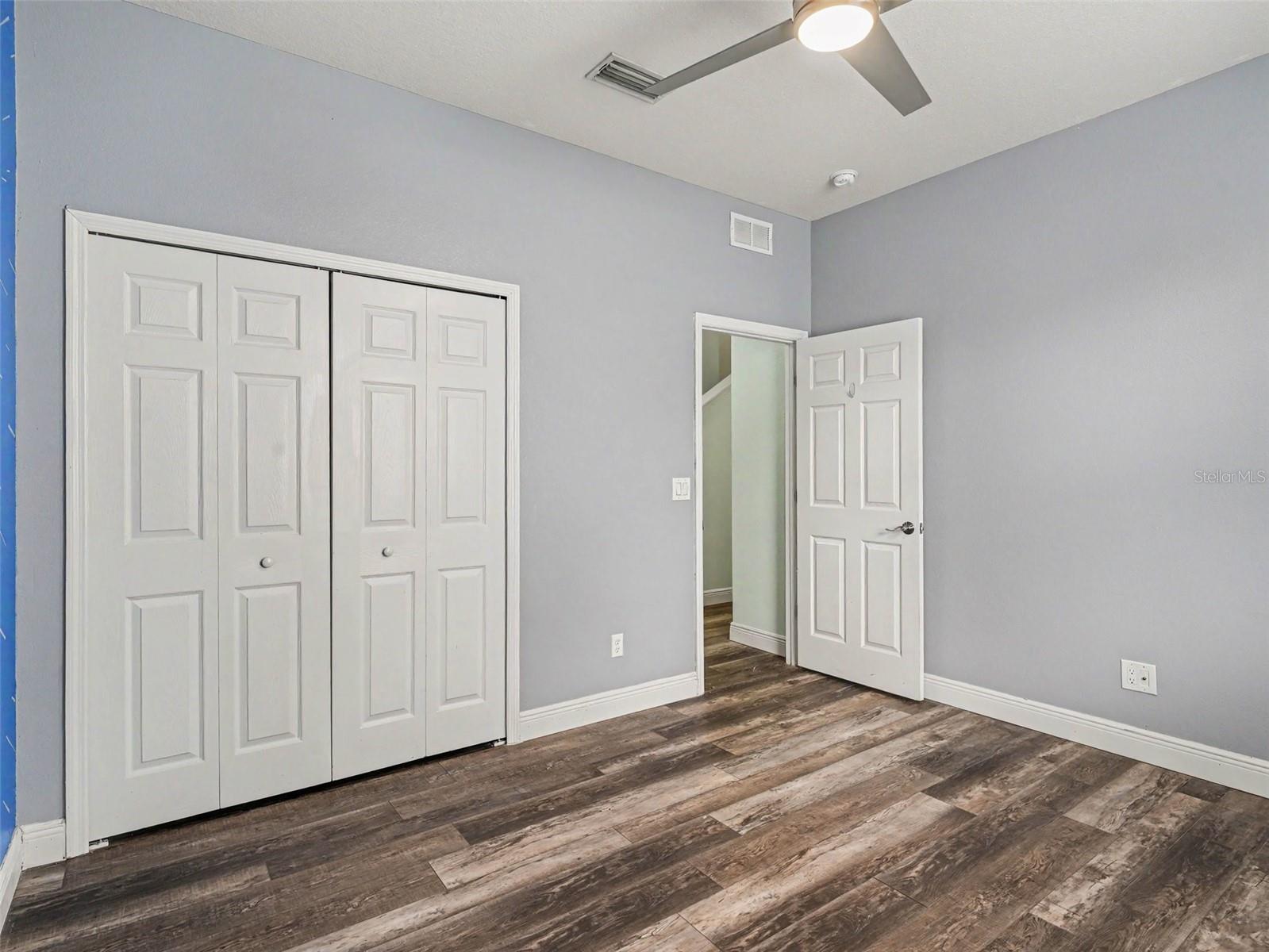 VILLAGES/PINE TREE SPRUCE PINE - Residential