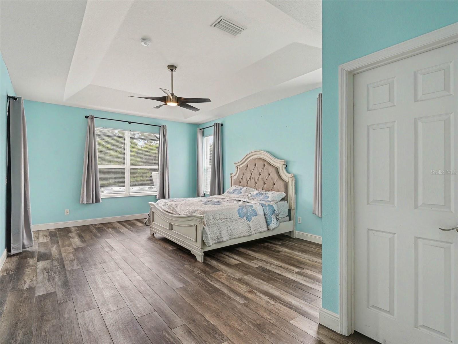 VILLAGES/PINE TREE SPRUCE PINE - Residential