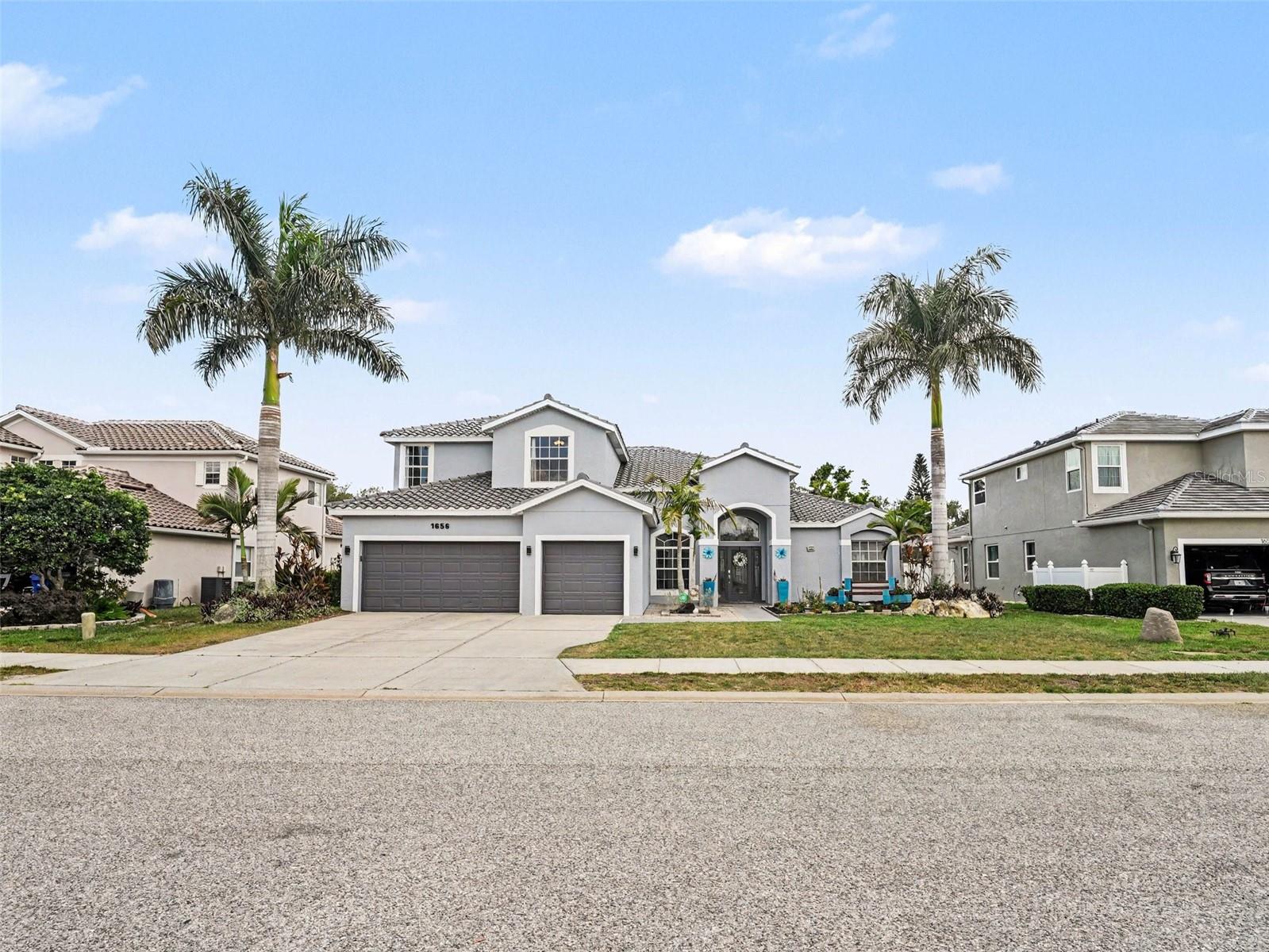 VILLAGES/PINE TREE SPRUCE PINE - Residential