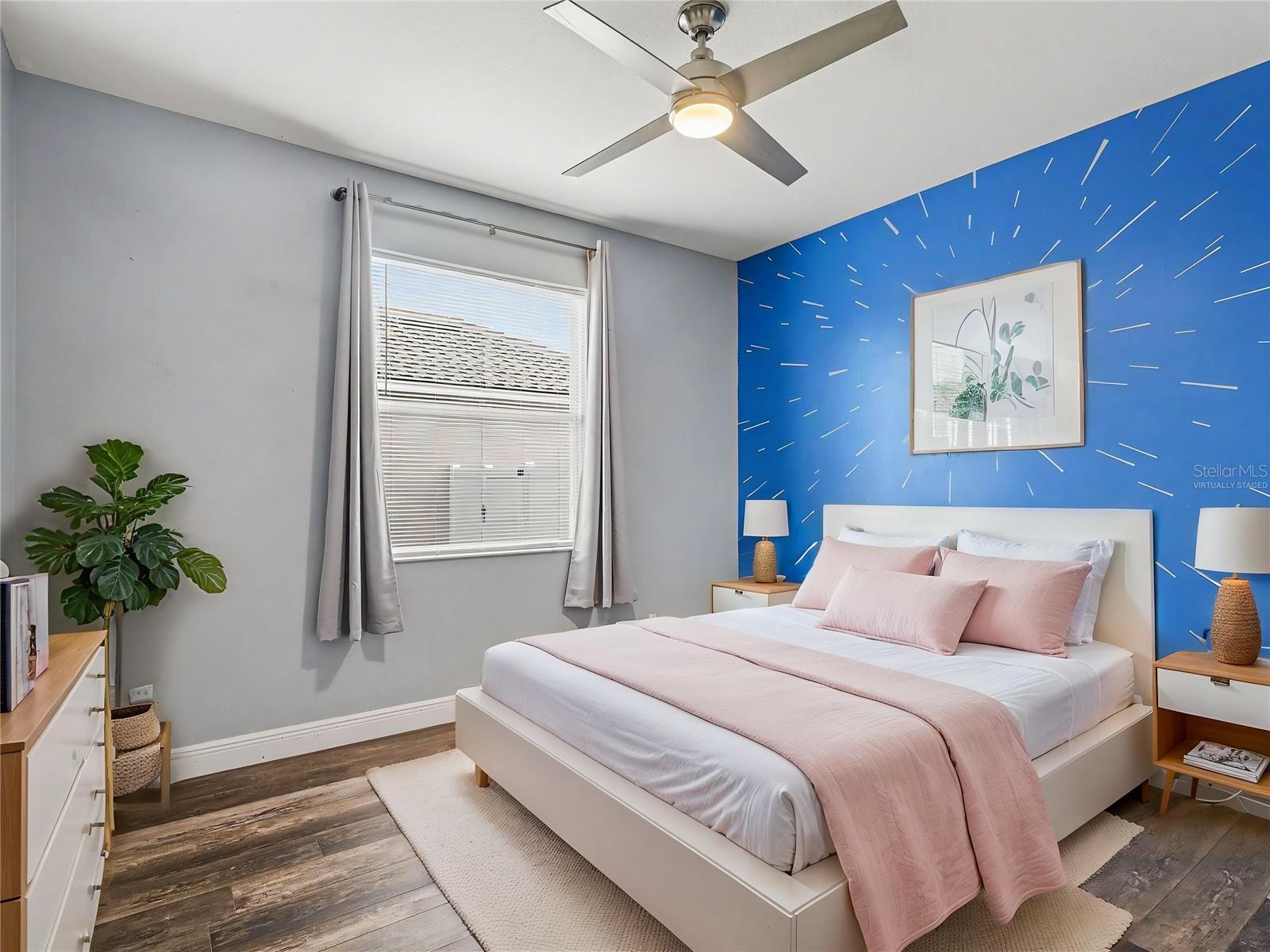 VILLAGES/PINE TREE SPRUCE PINE - Residential