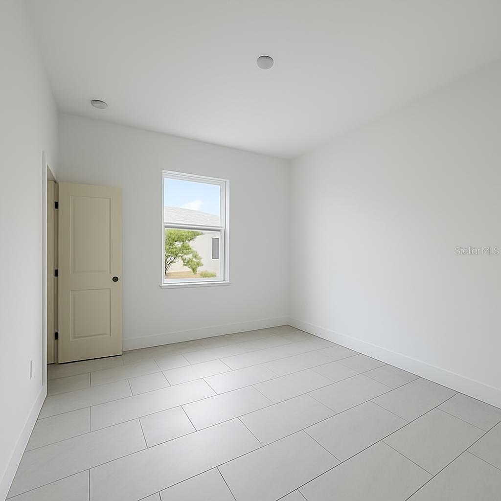 ROTONDA LAKES - Residential