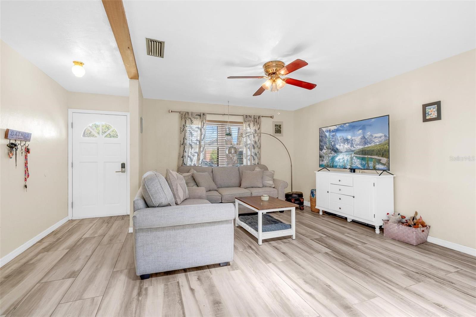 WEST WOOD HEIGHTS - Residential