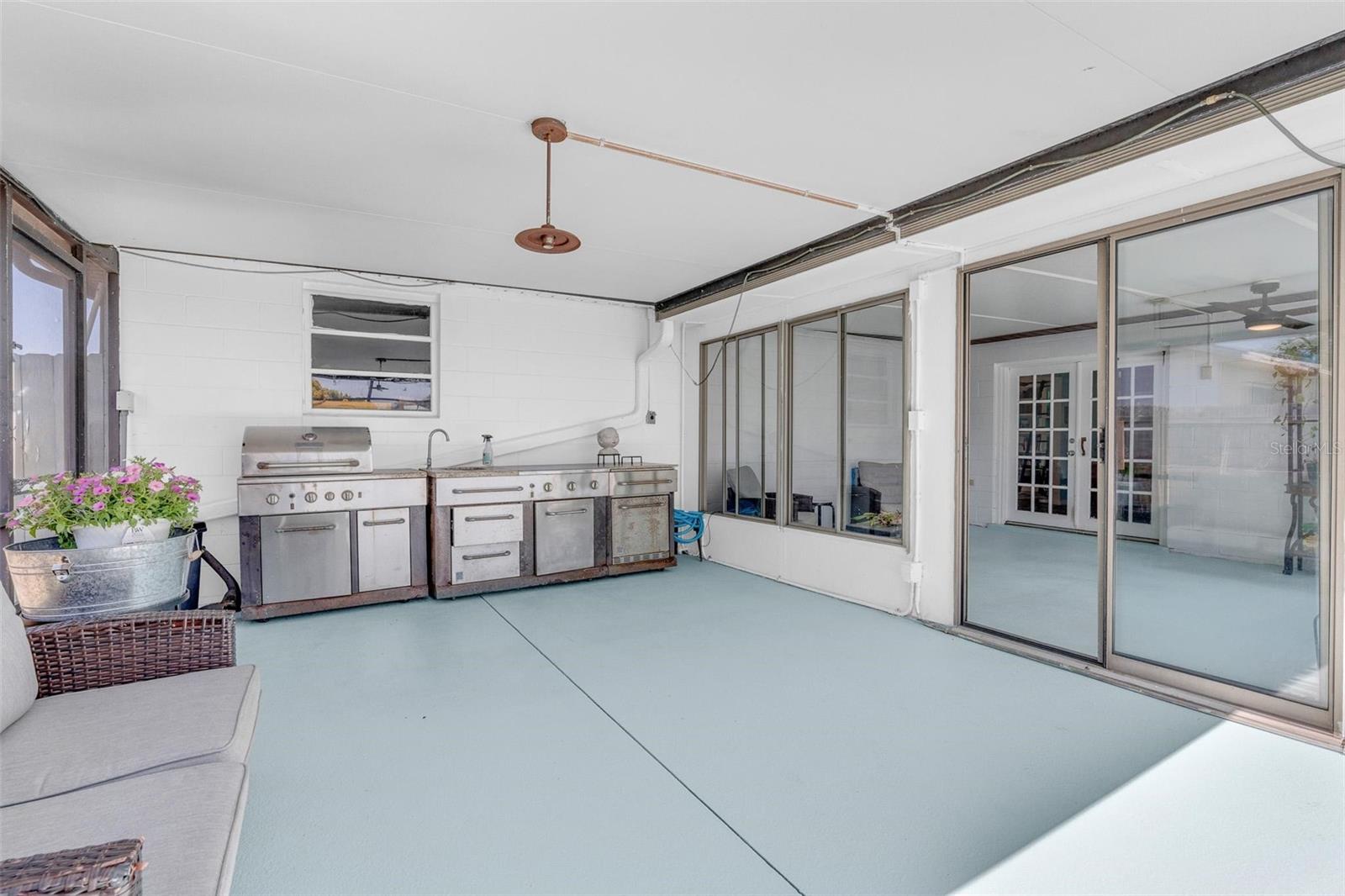 WEST WOOD HEIGHTS - Residential