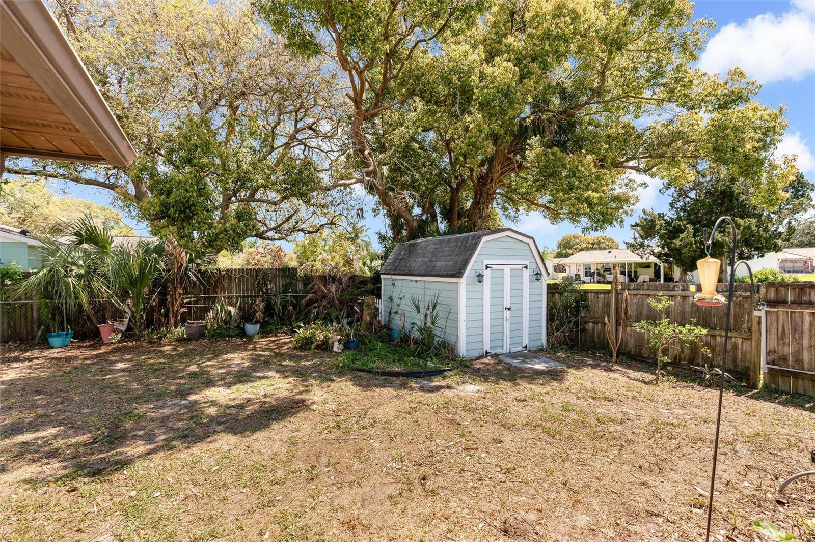 WEST WOOD HEIGHTS - Residential