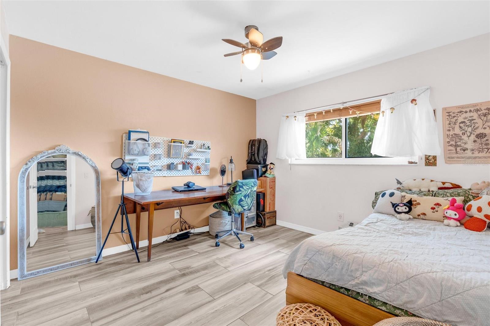 WEST WOOD HEIGHTS - Residential