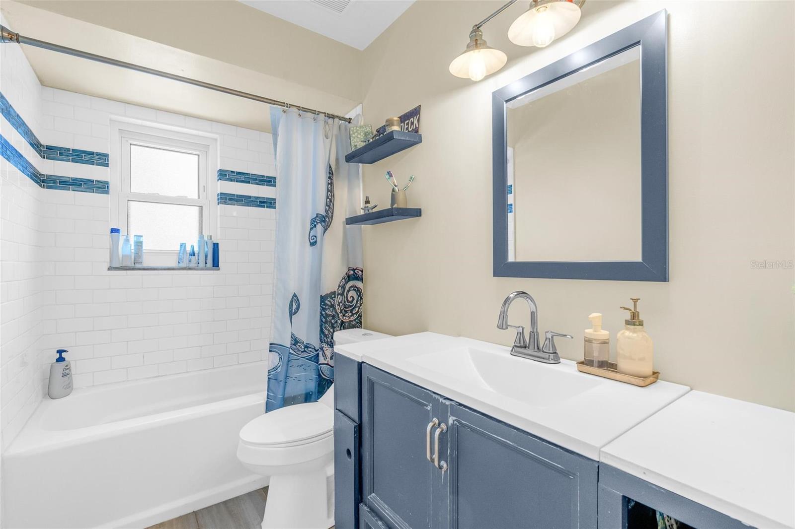 WEST WOOD HEIGHTS - Residential