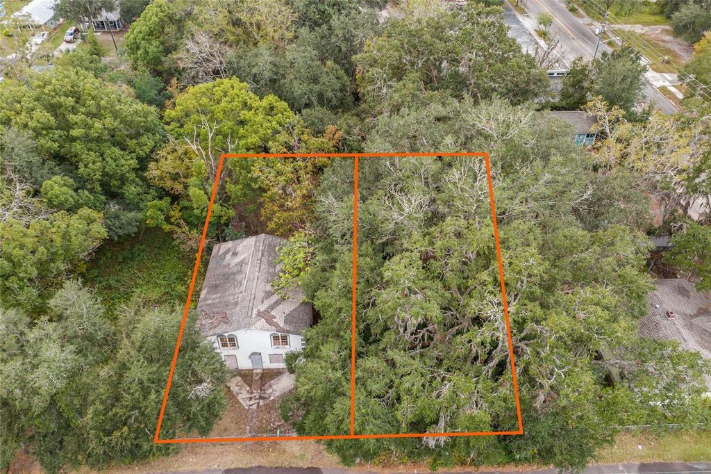 Photo of 668 NE 16th Terrace, Gainesville, FL 32641 (MLS # TB8467271)