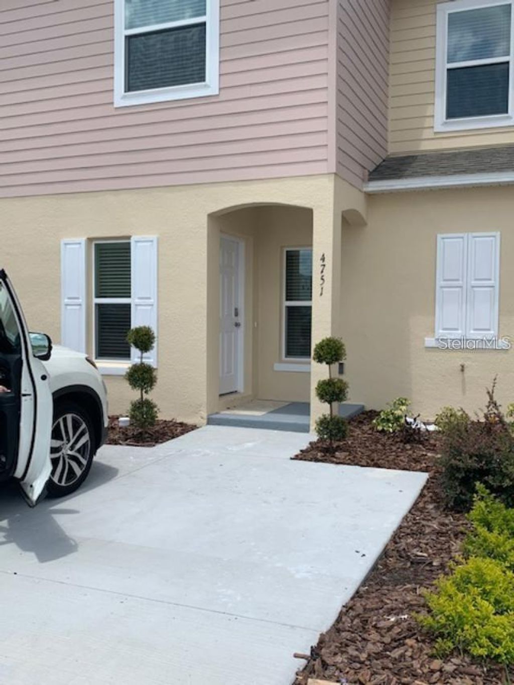 Photo of 4751 Coral Castle Drive, Kissimmee, FL 34746 (MLS # O6385615)