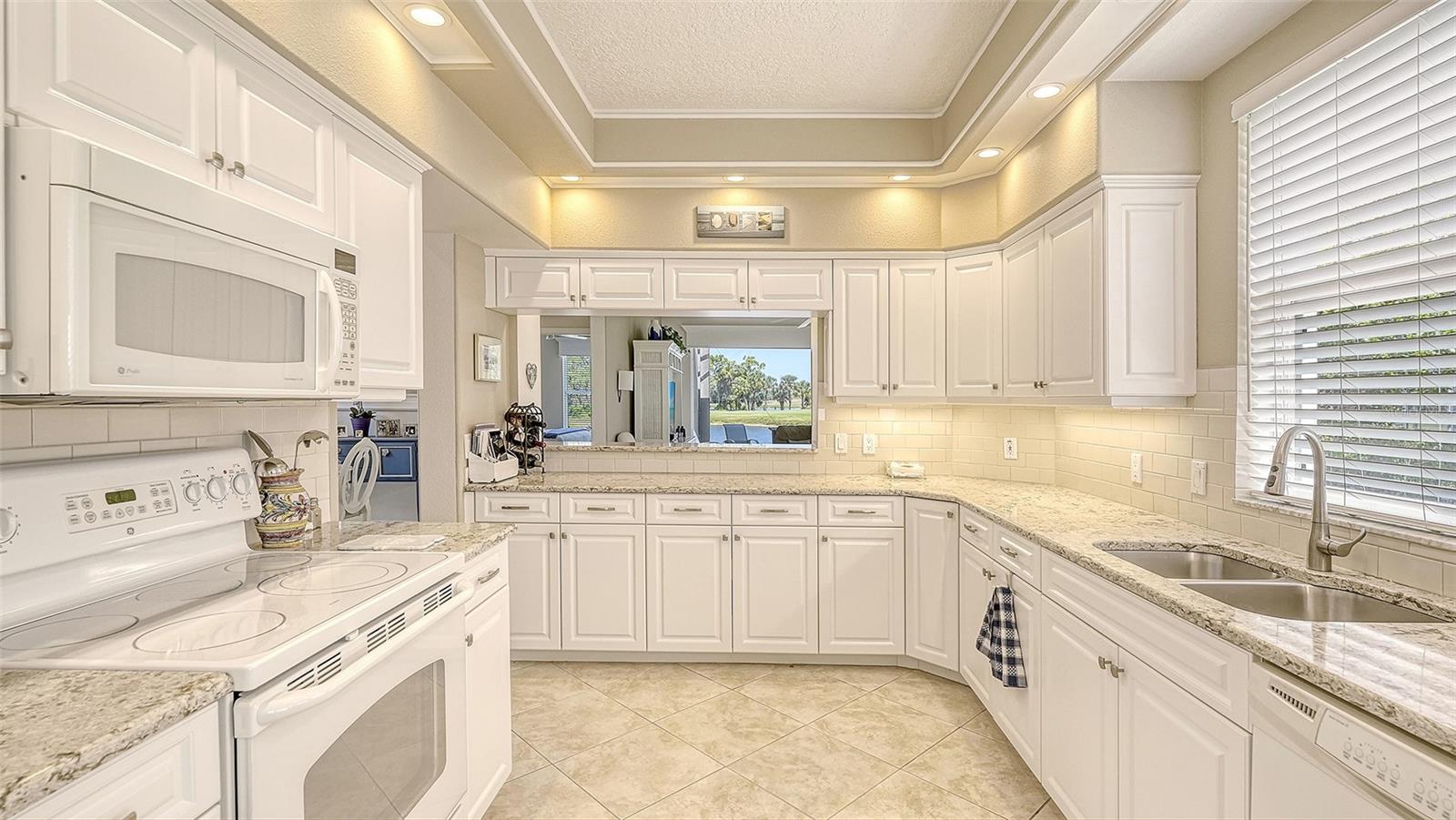 VENICE GOLF & COUNTRY CLUB - Residential