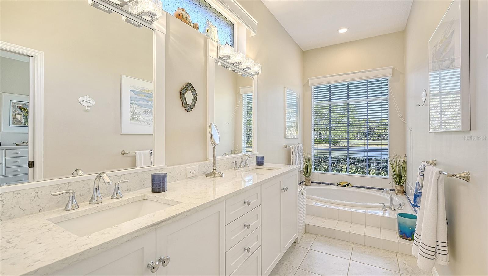 VENICE GOLF & COUNTRY CLUB - Residential