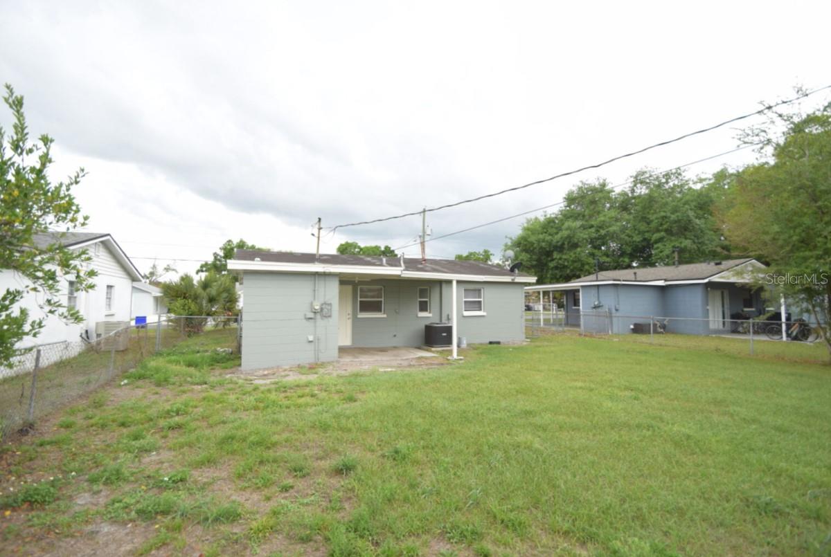 LANGER CENTRAL HEIGHTS - Residential Lease