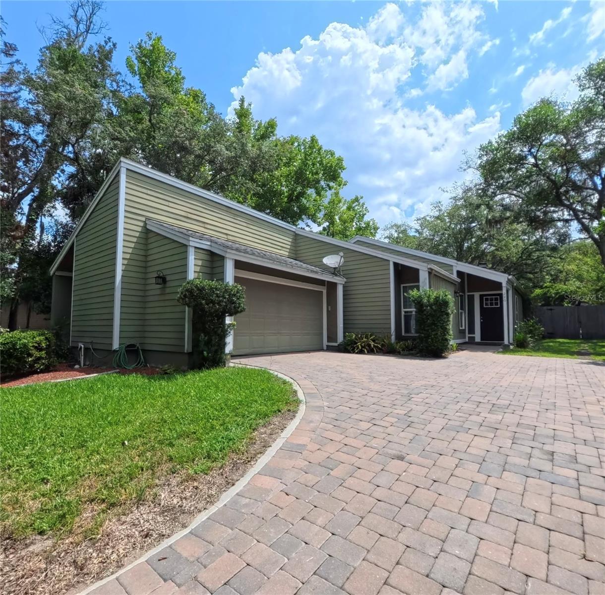 280 HUNTERS POINT TRAIL