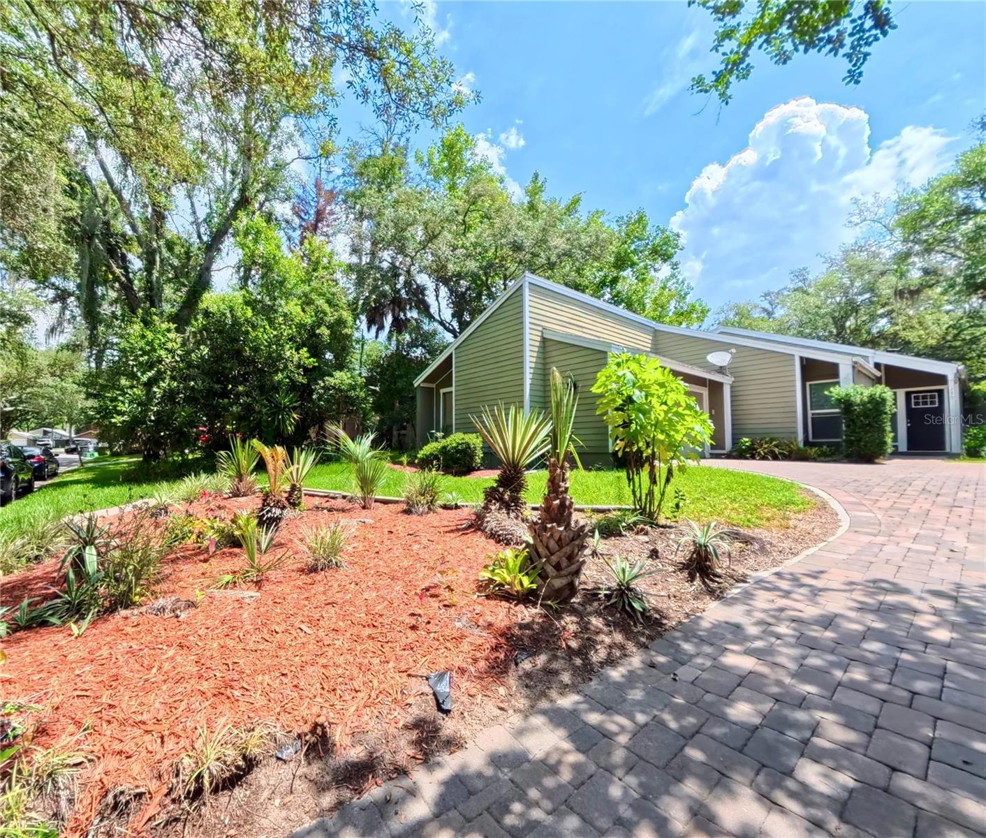 280 HUNTERS POINT TRAIL