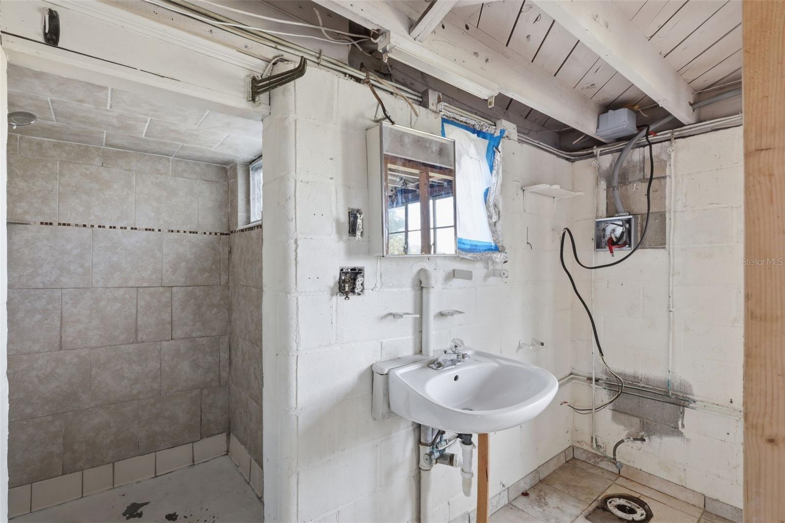 PLANTATION ESTATES UNIT 02 - Residential