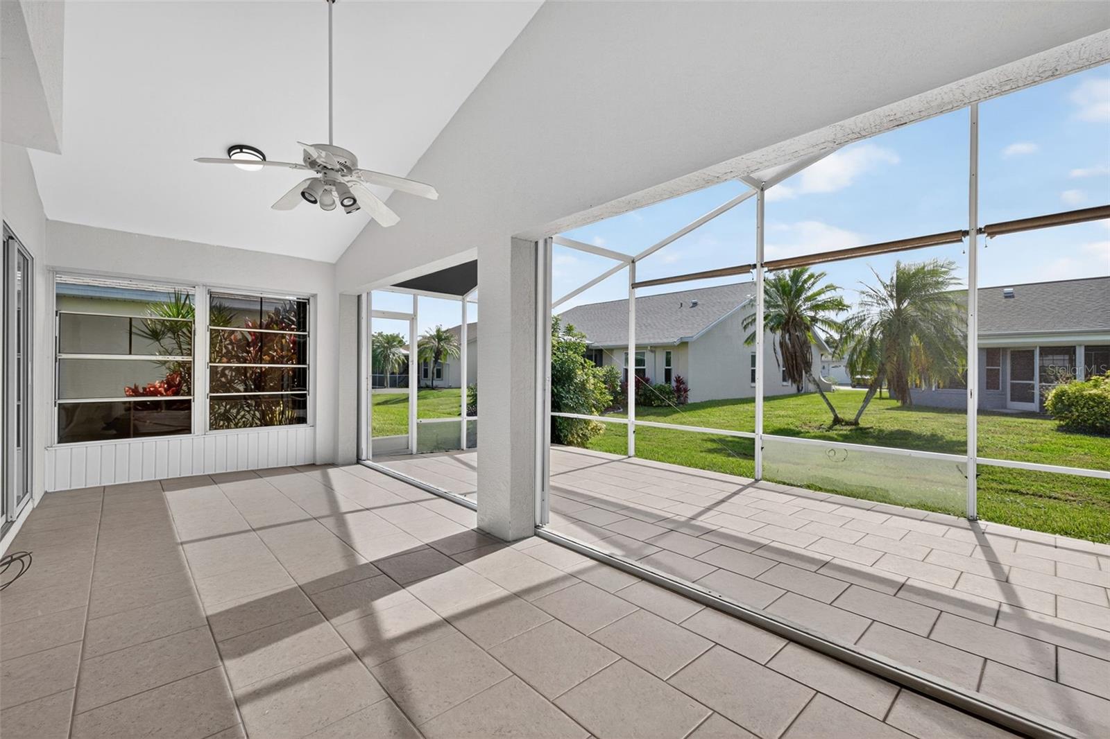 SABAL SPGS GOLF & RACQUET CLUB - Residential