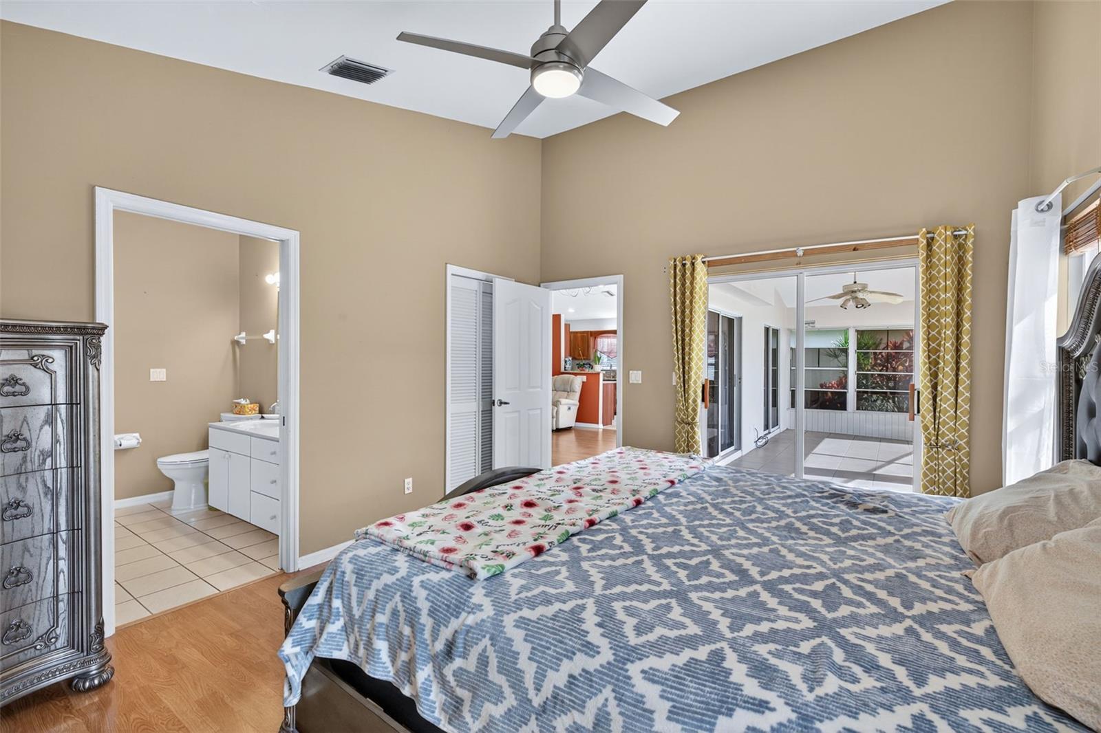 SABAL SPGS GOLF & RACQUET CLUB - Residential