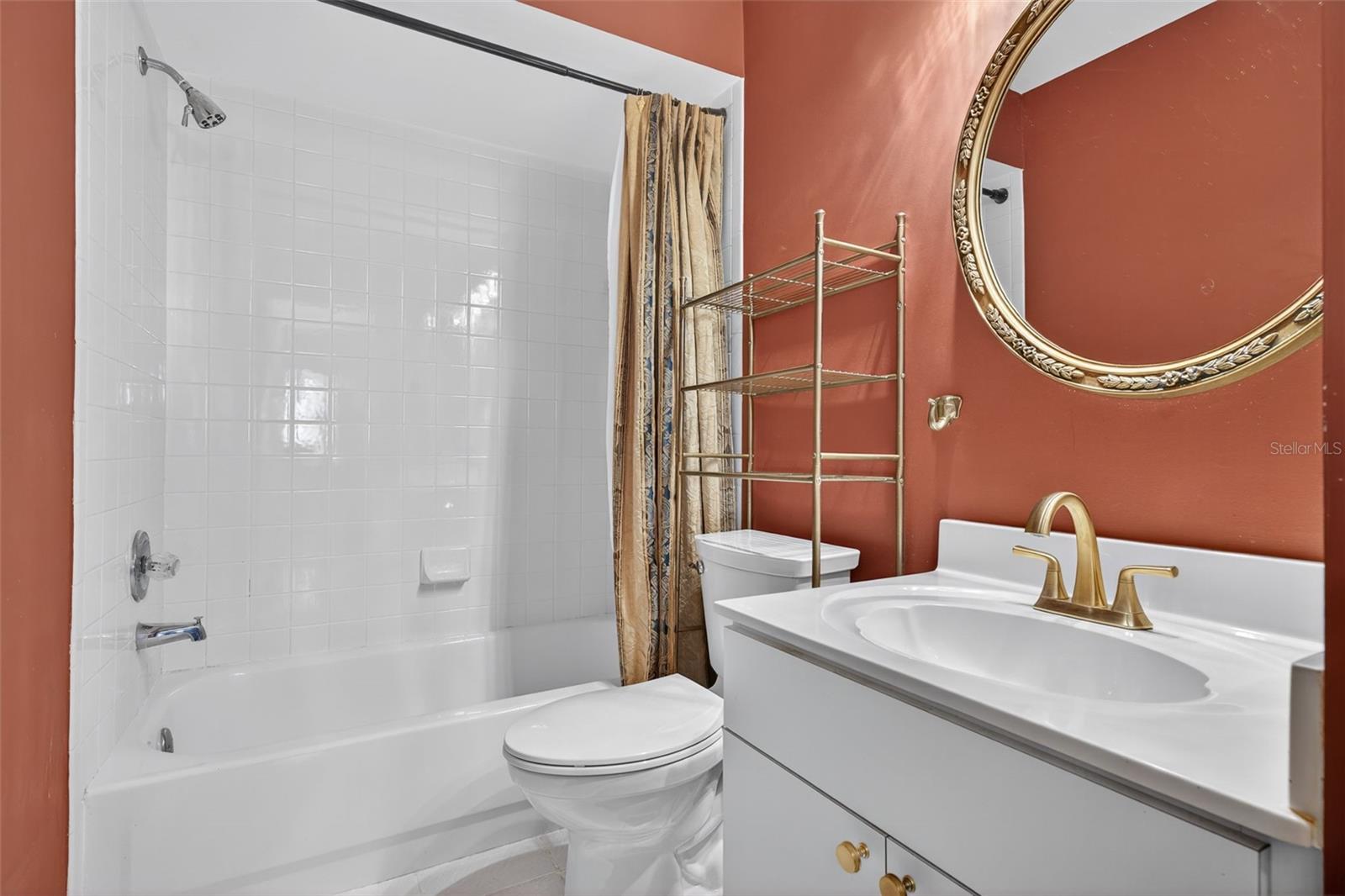 SABAL SPGS GOLF & RACQUET CLUB - Residential