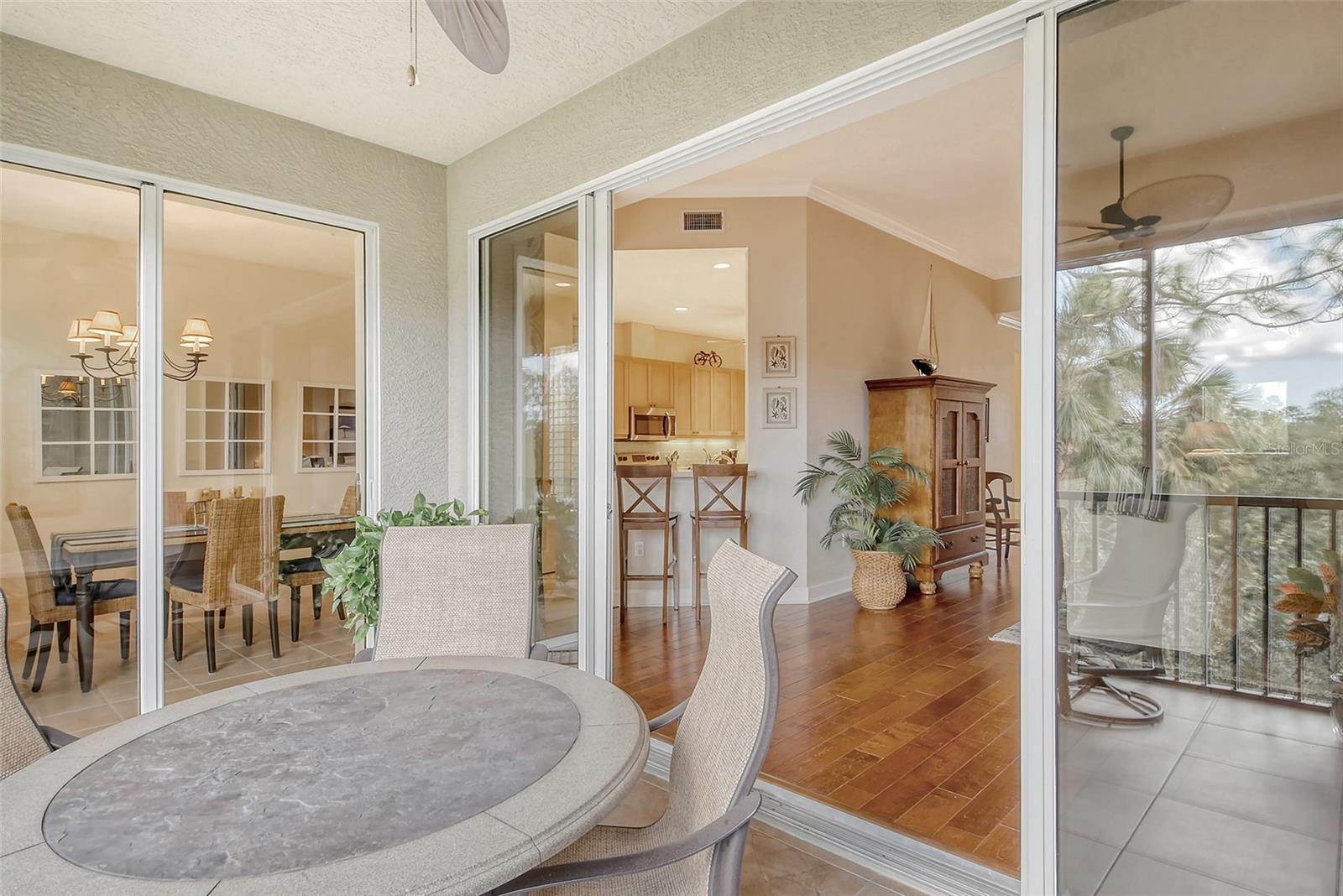 BOTANICA - Residential