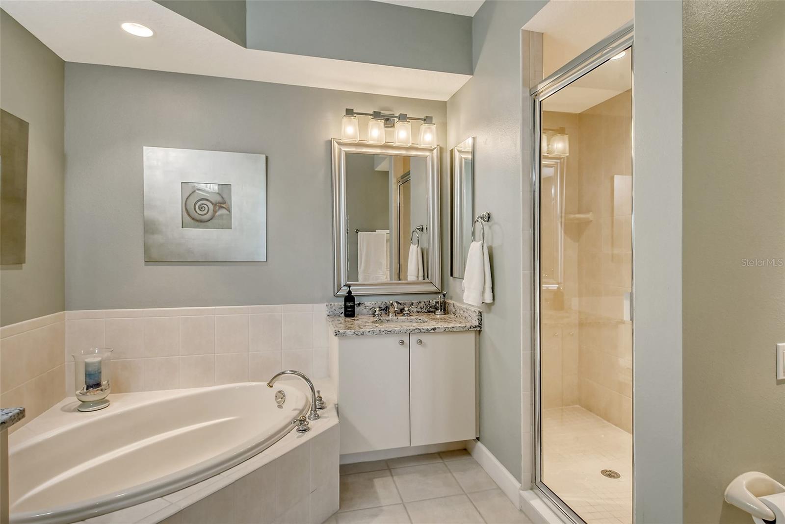 BOTANICA - Residential